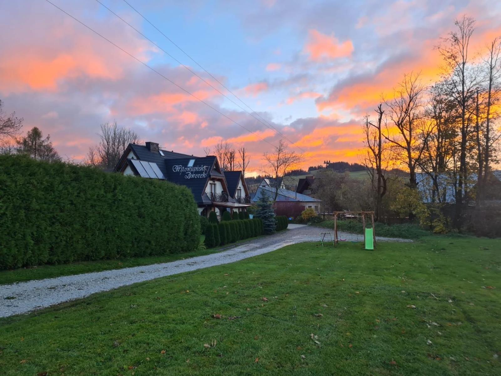 Witowianski Dworek Buitenkant foto